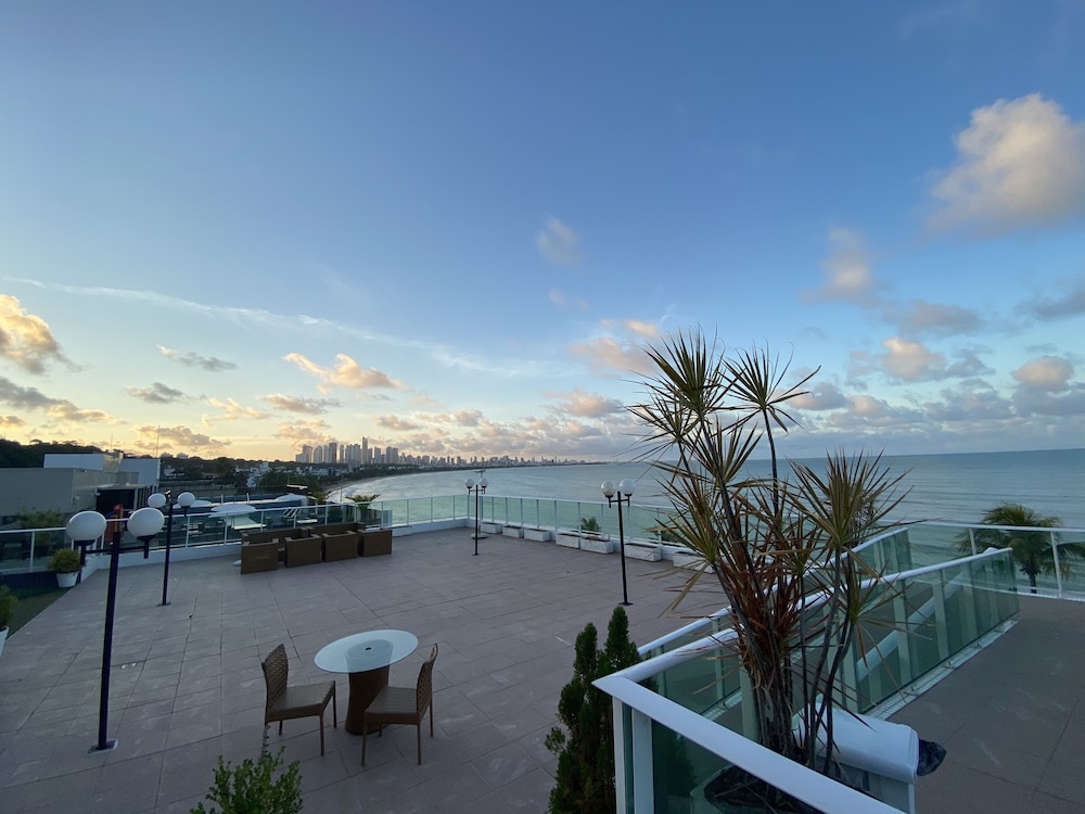 blue sunset suites