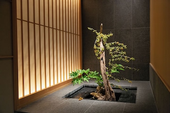 the general kyoto bukkoji shinmachi