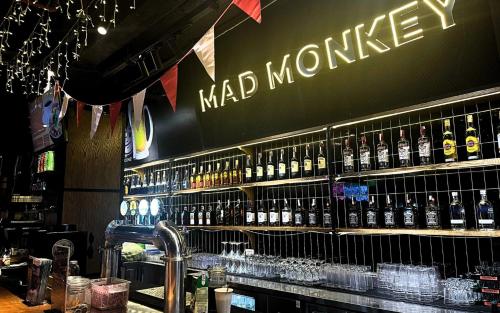 mad monkey hanoi hostel
