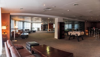 cerise bordeaux merignac aeroport