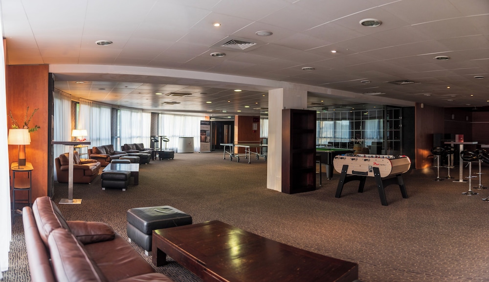 cerise bordeaux merignac aeroport