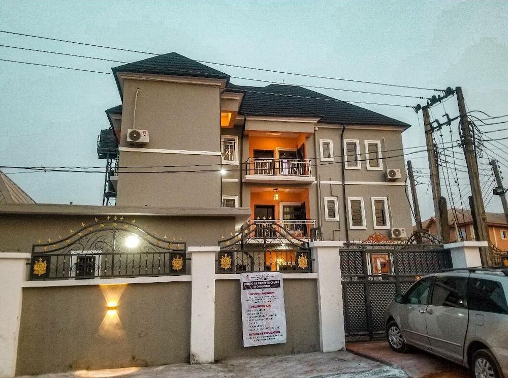 remarkable 2 bed apartment in asaba