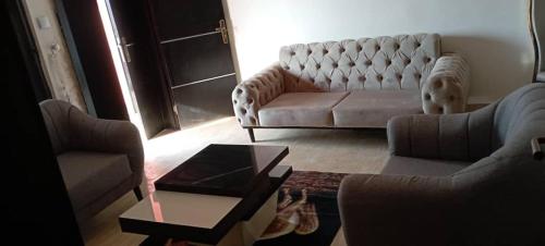 remarkable 2 bed apartment in asaba