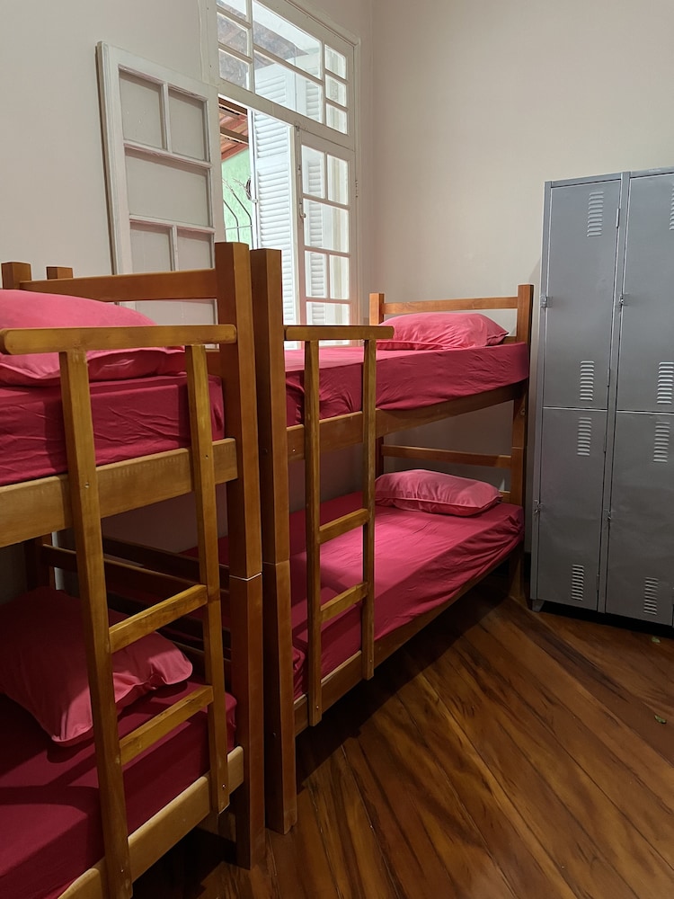 grande familia hostel