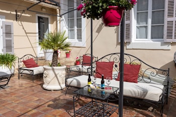 best western le comtadin