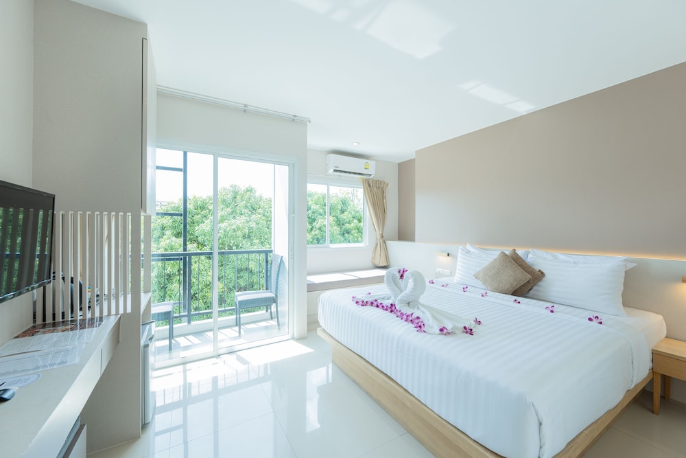 la vista patong hotel