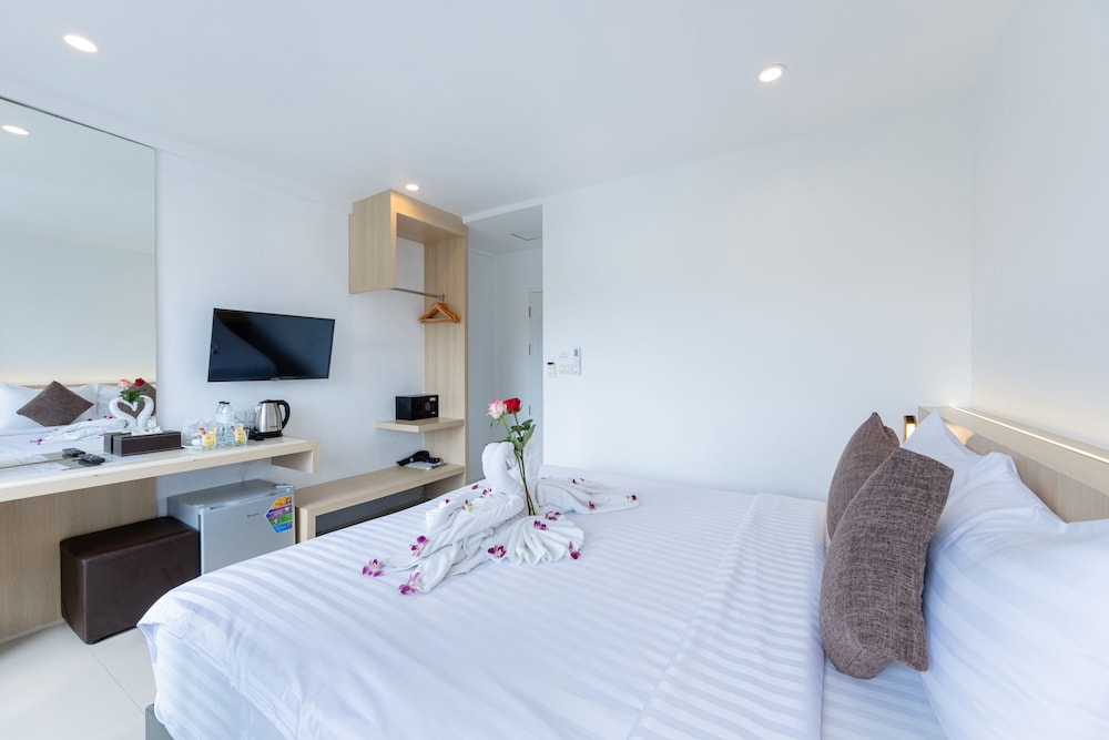 la vista patong hotel