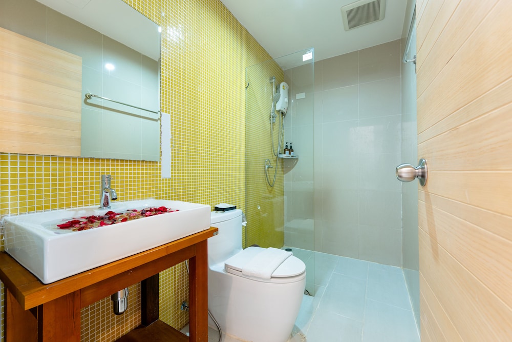 la vista patong hotel