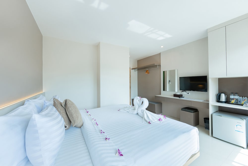 la vista patong hotel