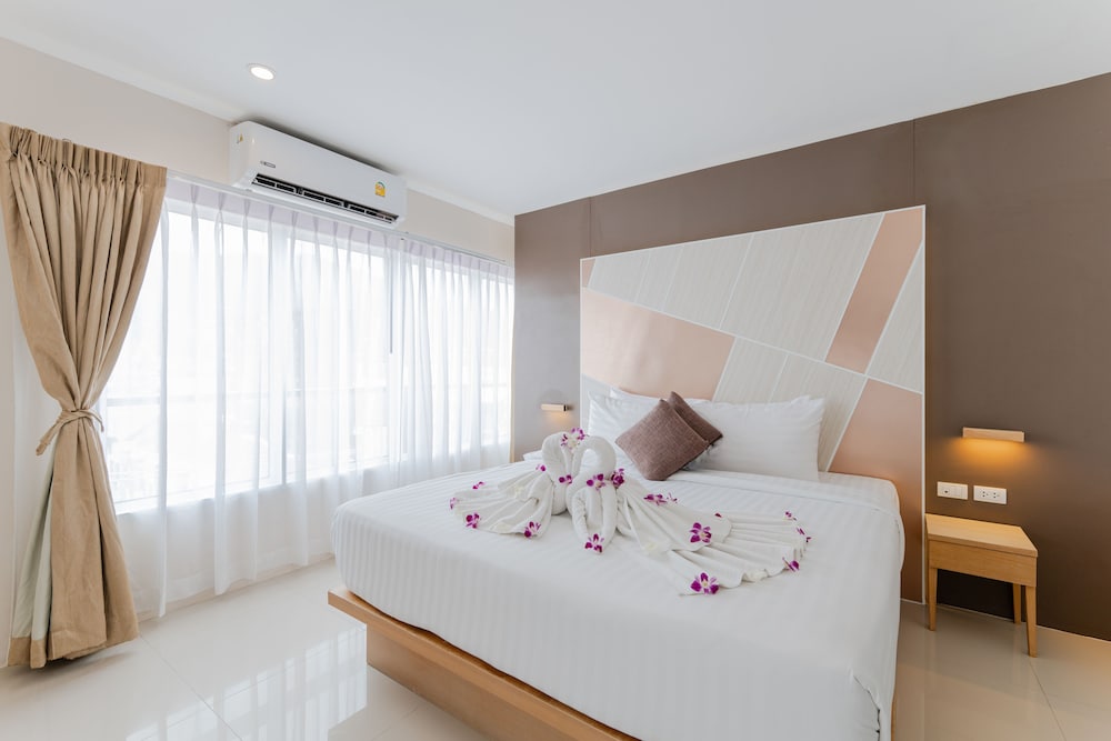 la vista patong hotel