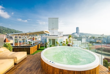 la vista patong hotel