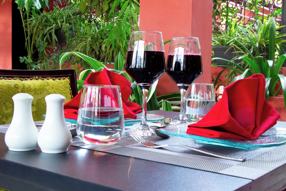 hotel la villa racine