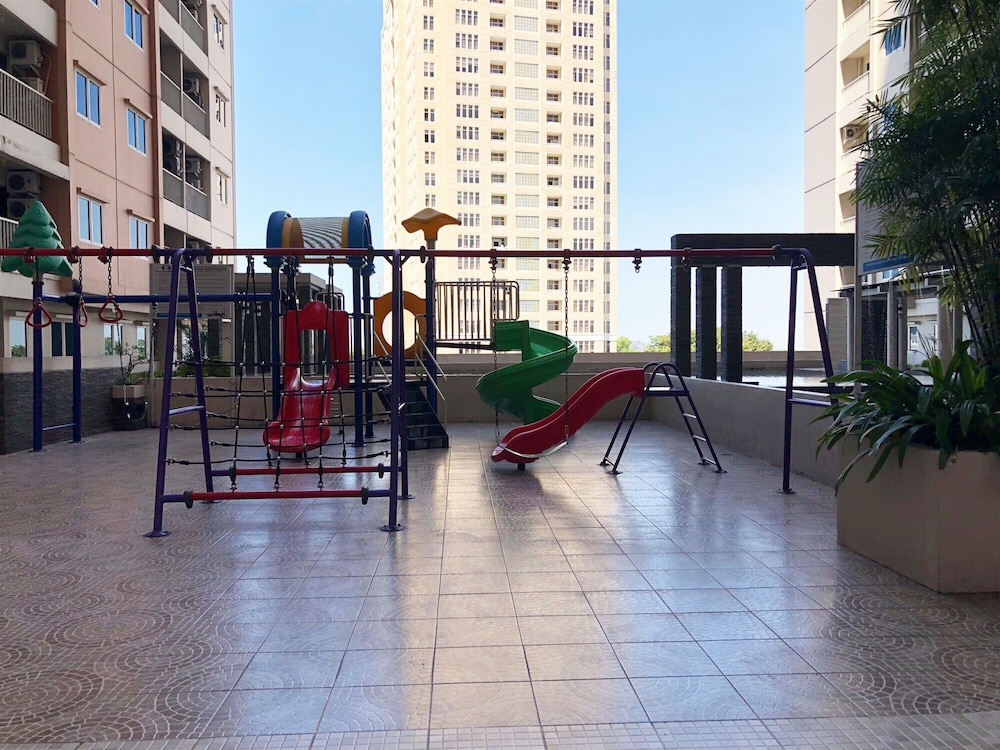 best choice and spacey 2br apartment at puncak bukit golf surabaya