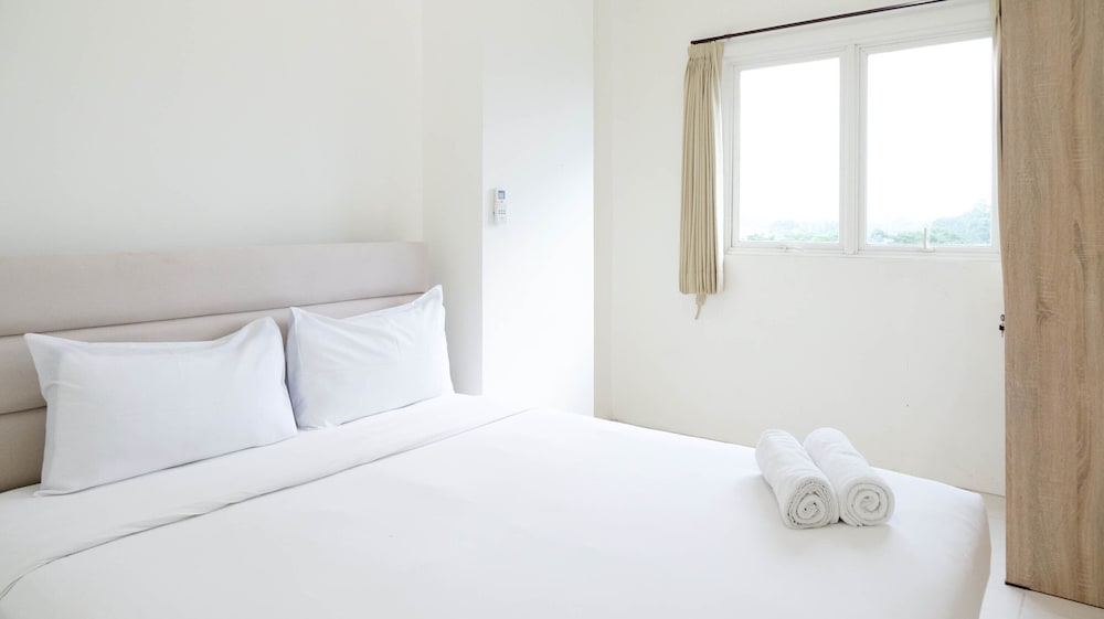 best choice and spacey 2br apartment at puncak bukit golf surabaya