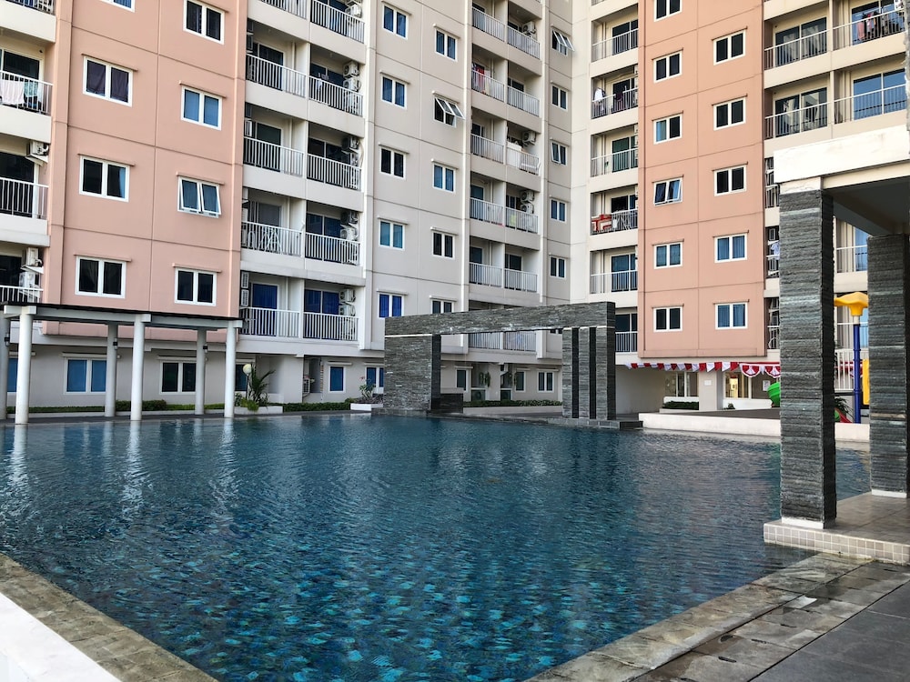 best choice and spacey 2br apartment at puncak bukit golf surabaya