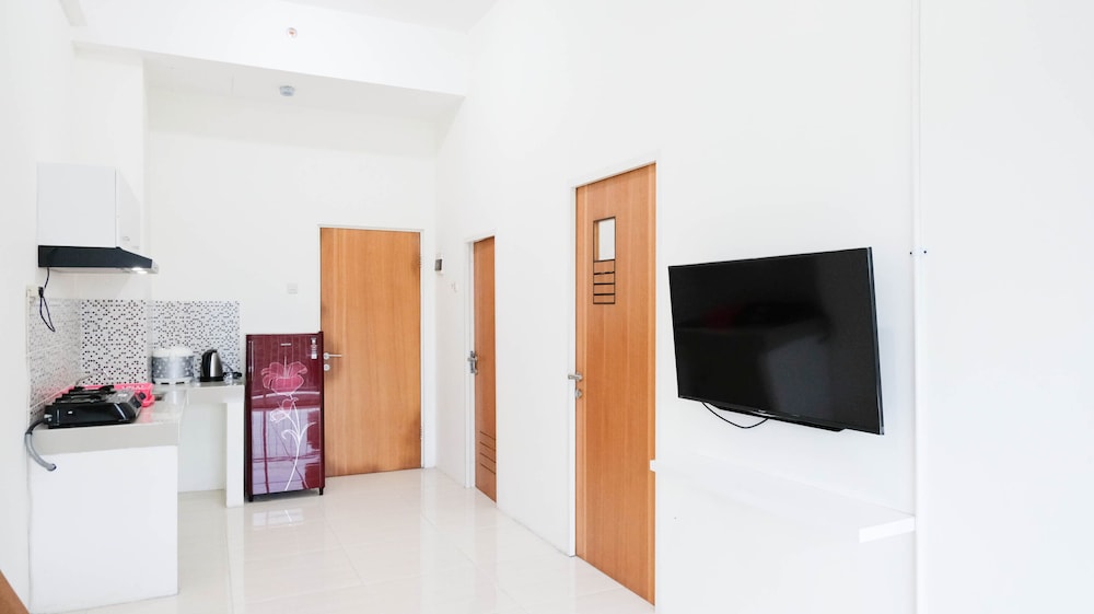 best choice and spacey 2br apartment at puncak bukit golf surabaya