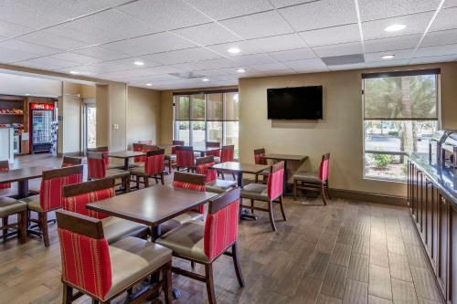 comfort suites