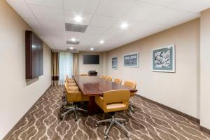 comfort suites