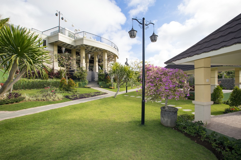 flamingo dewata pool villa