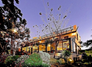 margaret garden villa