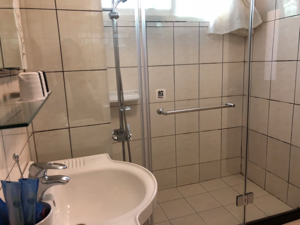 cingjing brilliant twins of seattle