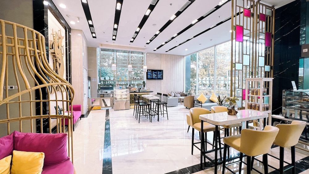 leedon hotel and suites surabaya