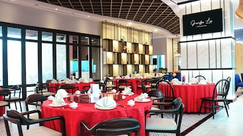 leedon hotel and suites surabaya