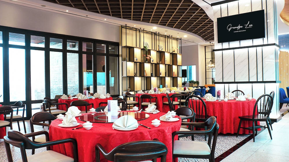 leedon hotel and suites surabaya