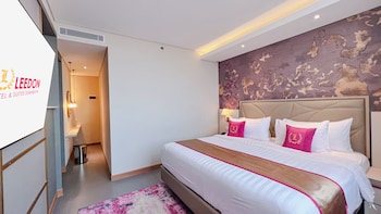 leedon hotel and suites surabaya