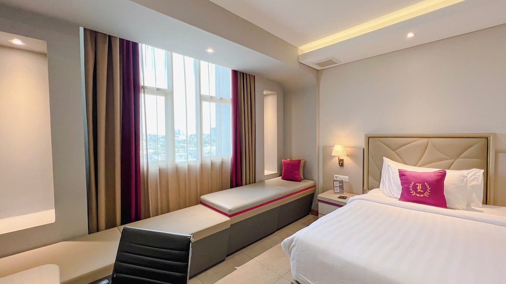 leedon hotel and suites surabaya