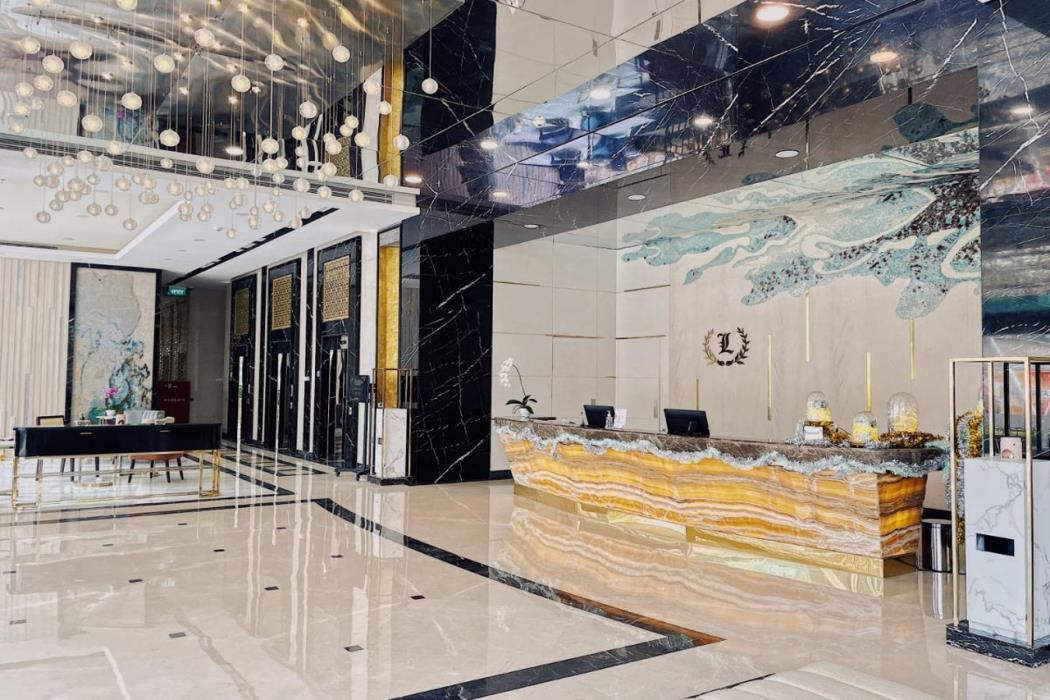 leedon hotel and suites surabaya