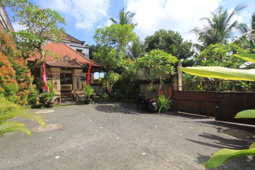 suara sidhi villa ubud bali