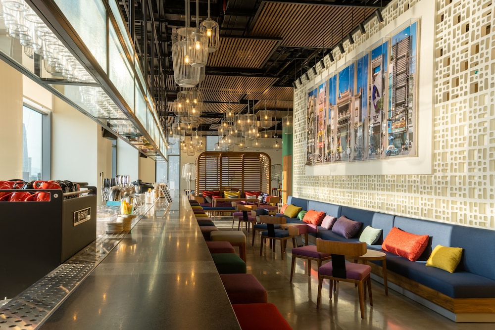 wink hotel danang riverside
