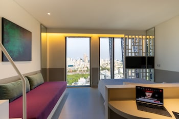 wink hotel danang riverside