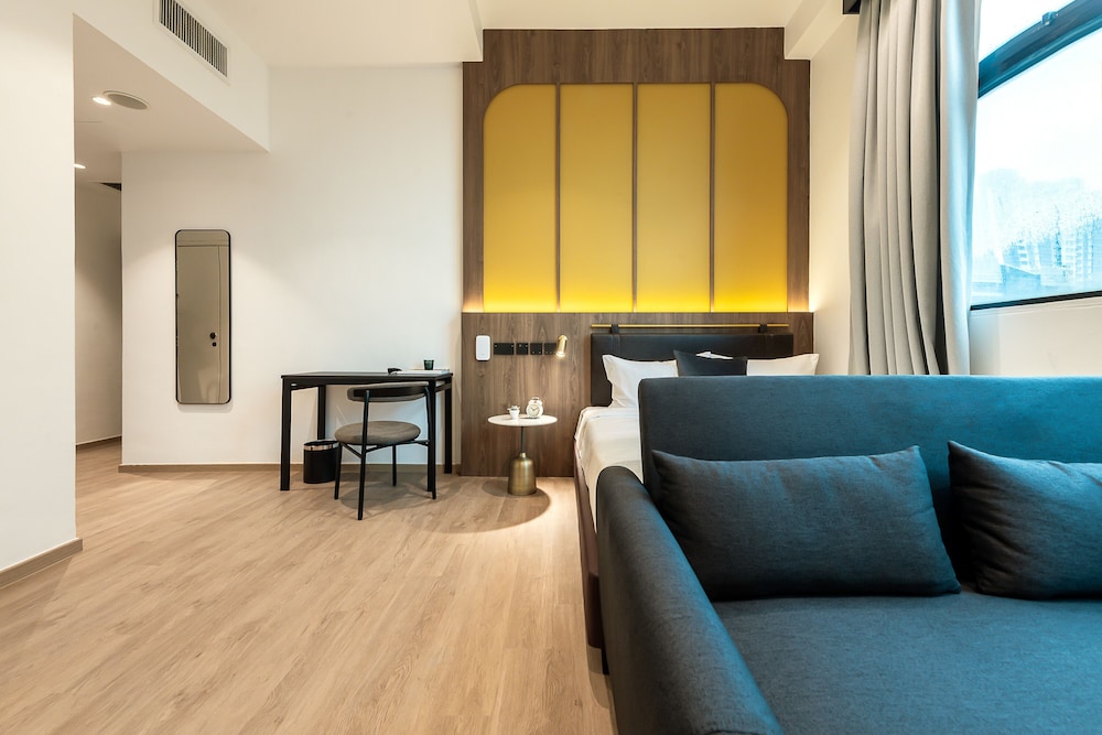 owen house by hmlet
