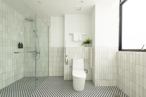 owen house by hmlet