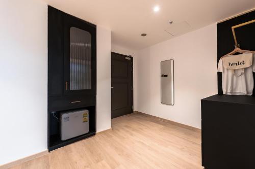 owen house by hmlet
