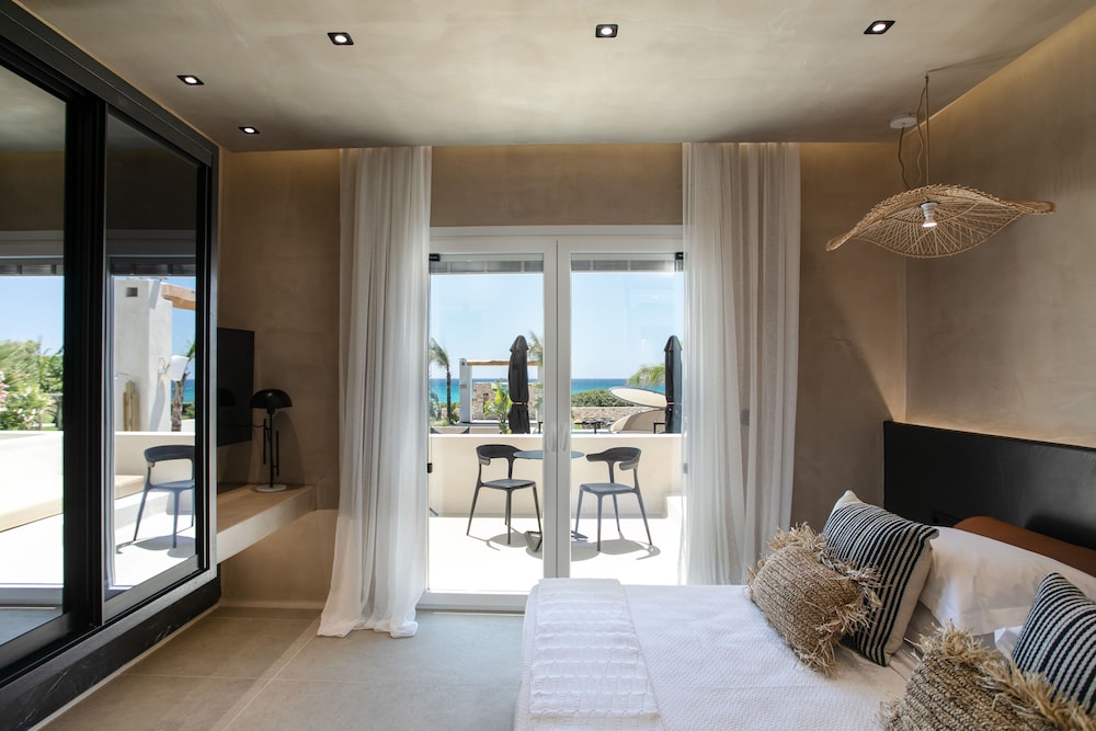 eden beachfront residences and suites