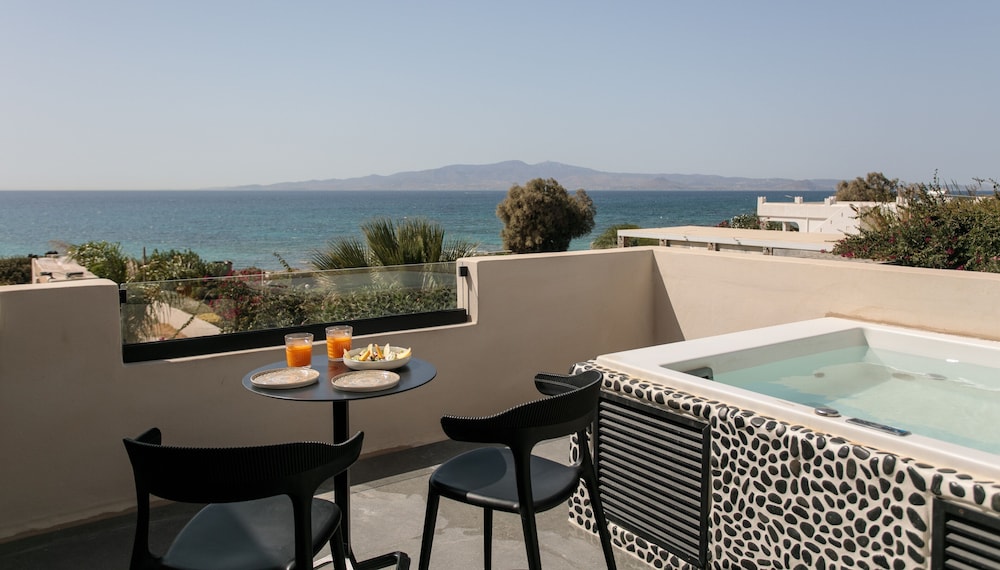 eden beachfront residences and suites