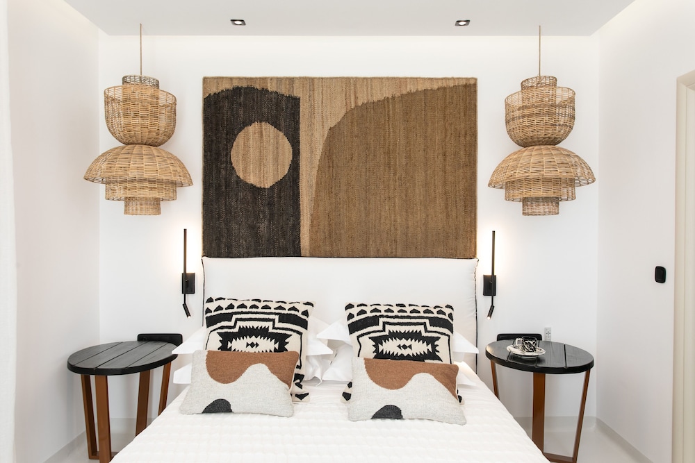 eden beachfront residences and suites