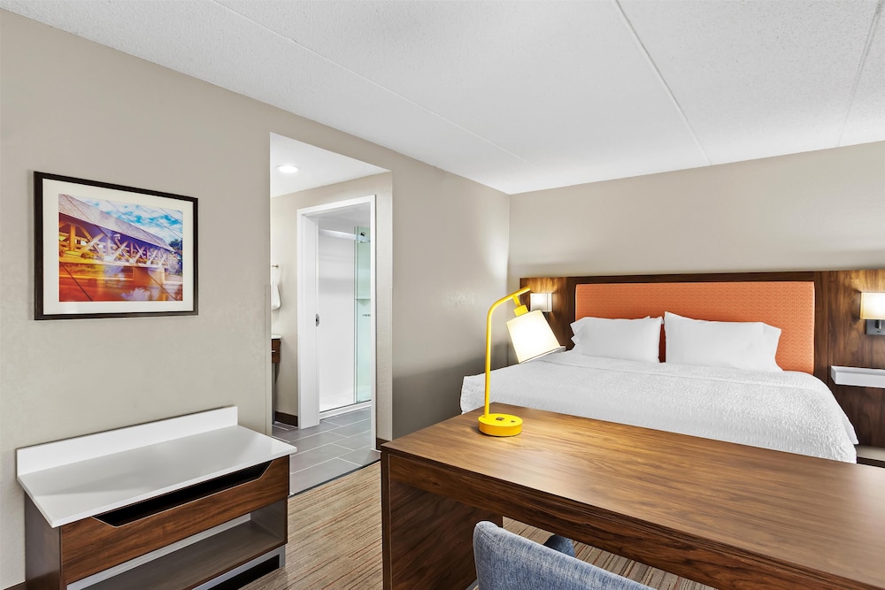 hampton inn and suites bolingbrook