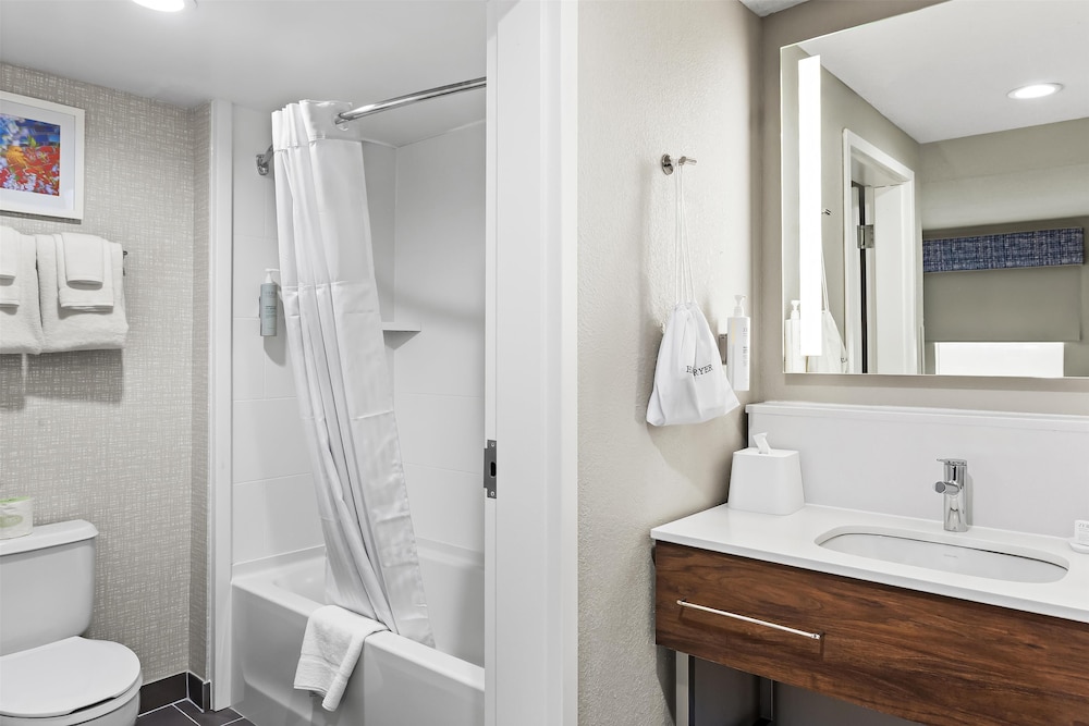 hampton inn and suites bolingbrook