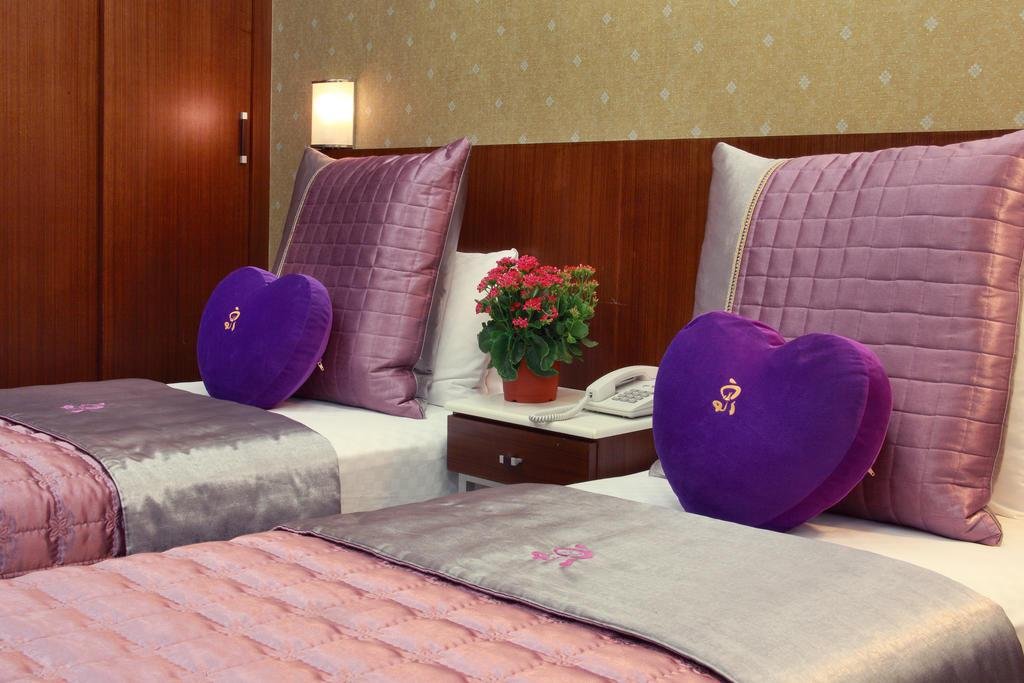 Jin Yong Quan Spa Hotspring Resort,,4 star