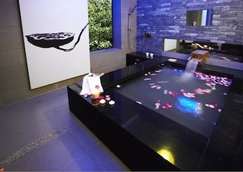 golden hotspring hotel