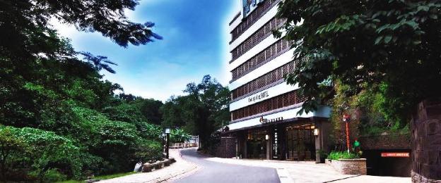 golden hotspring hotel