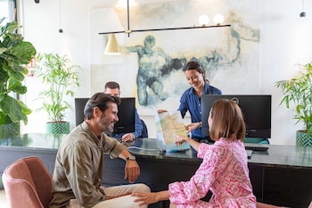 js palma plaza hotel