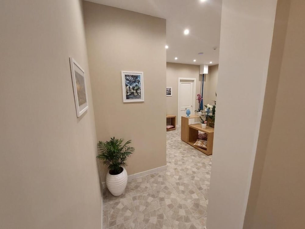 mistral luxury suites