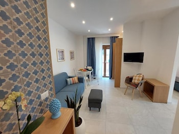 mistral luxury suites