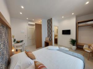 mistral luxury suites