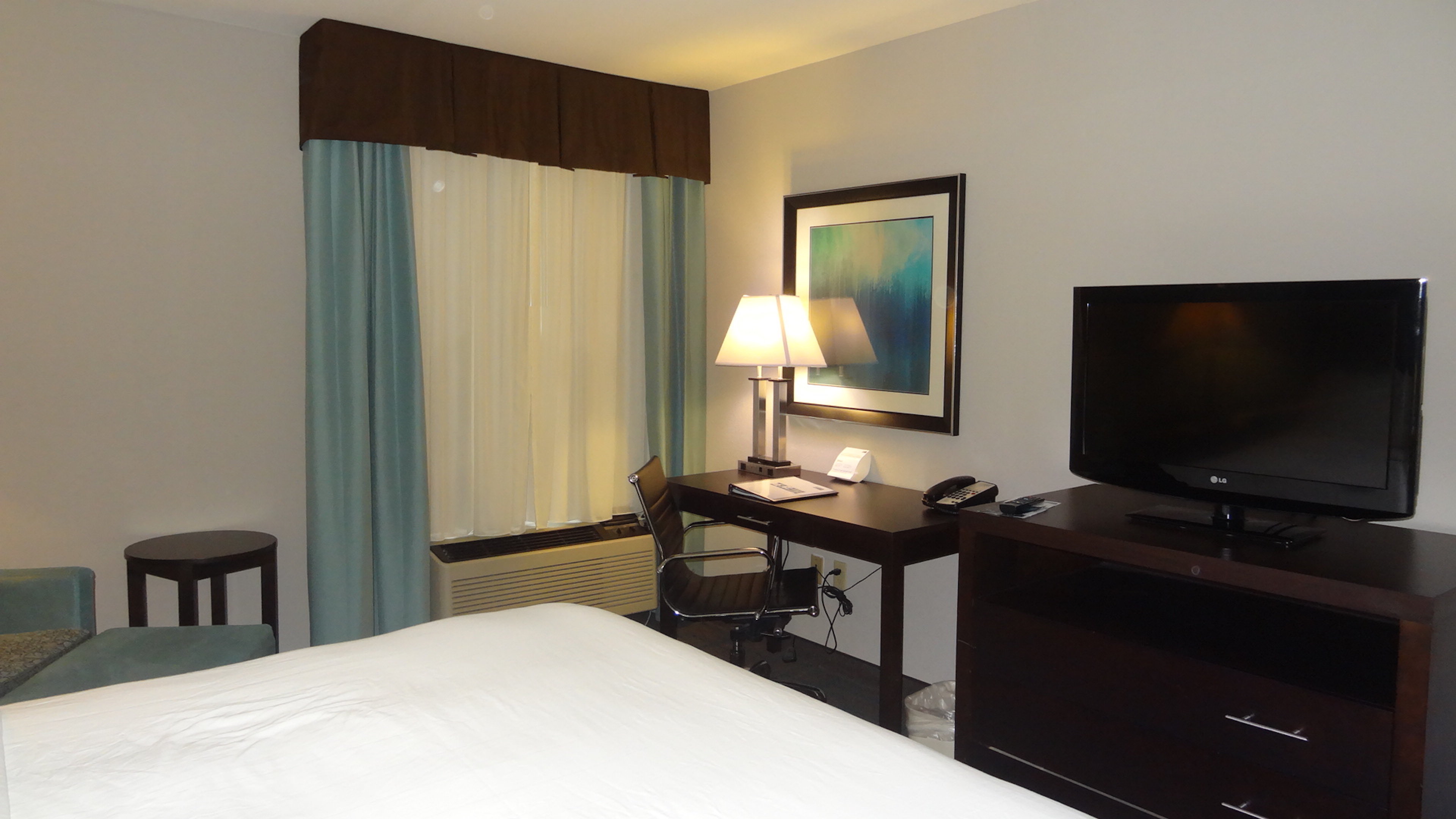holiday inn express kansas city bonner springs by ihg